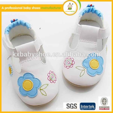 2015 flor PU superior primeira caminhada suave sola bebê bebê sapatos de caminhada